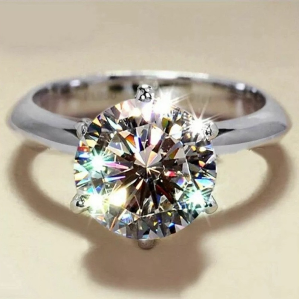 925 5CT White Sapphire!